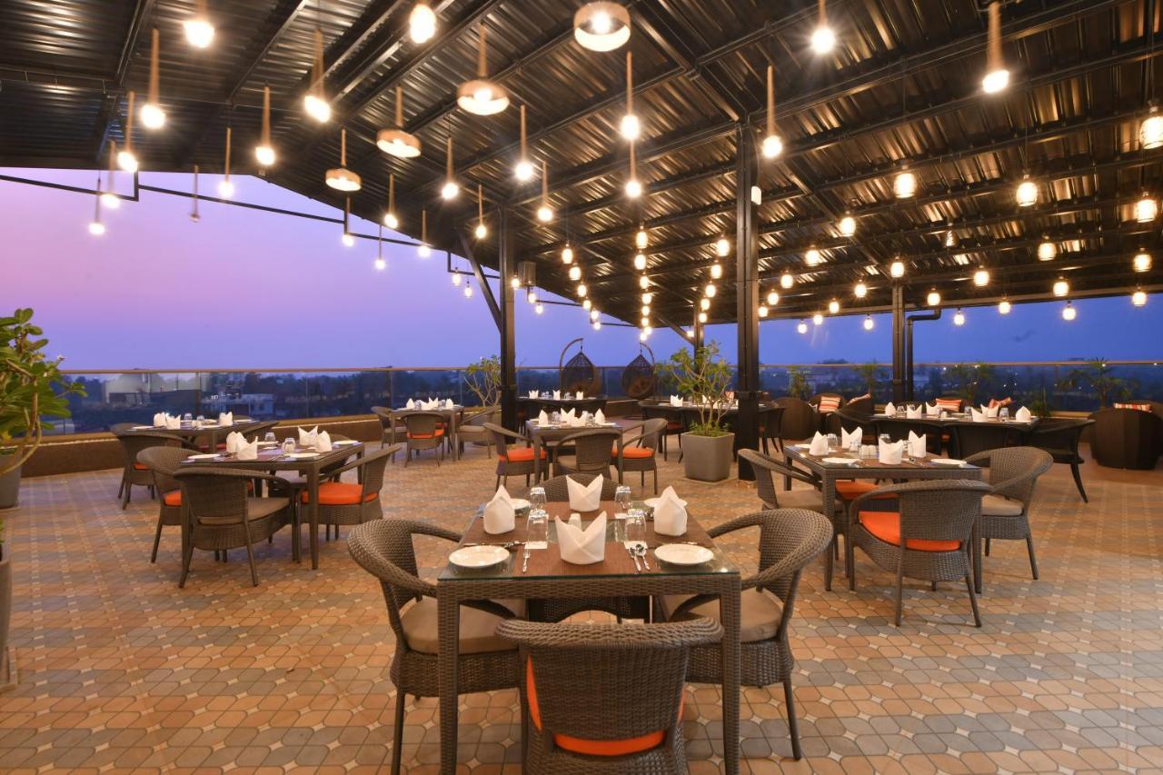 The Fern Habitat, Candolim, Goa Екстер'єр фото